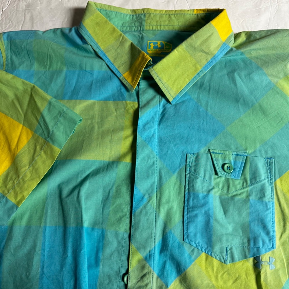 Under Armour MTN Mens 2XL Plaid Short Sleeve Button Down Shirt Teal Green Yellow